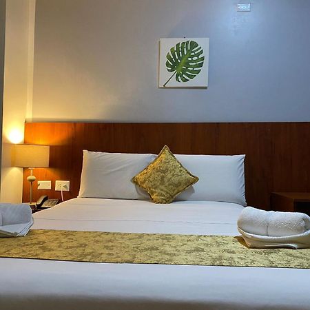 Hotel La Palmera De Oro タラポト エクステリア 写真